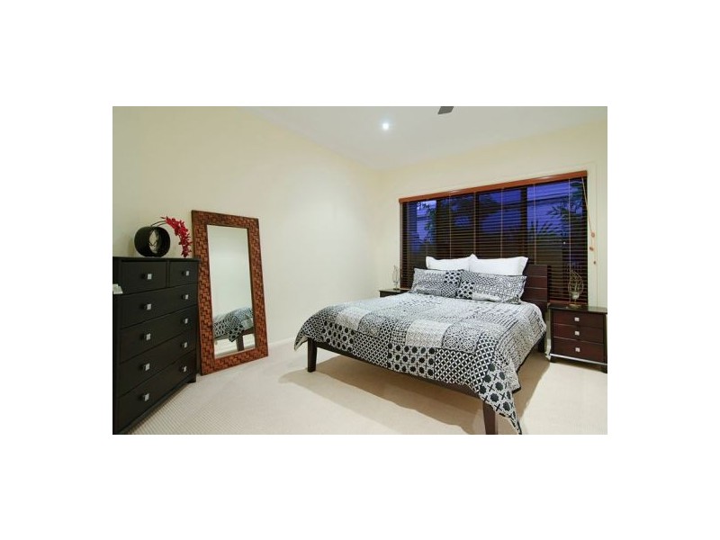 9 Veninde Lane, Coomera Waters QLD 4209