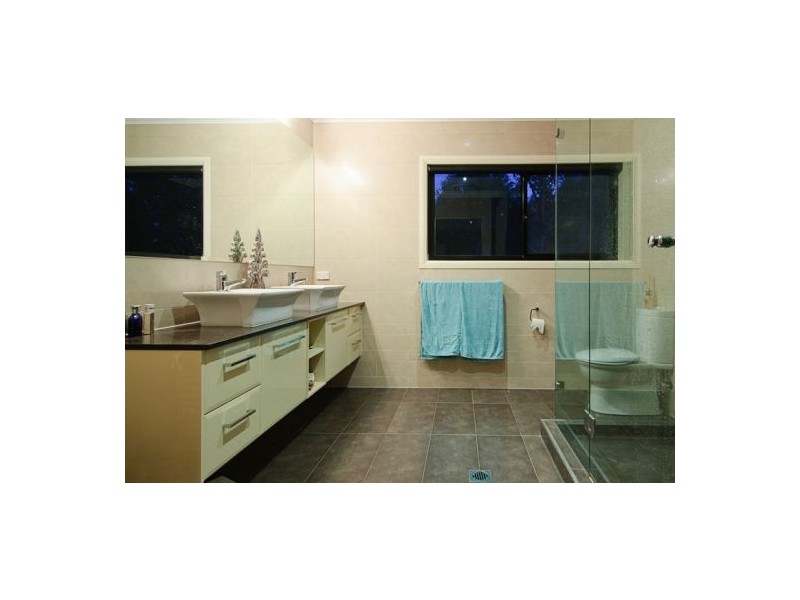 9 Veninde Lane, Coomera Waters QLD 4209