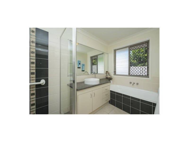 4 Astor Terrace, Coomera Waters QLD 4209