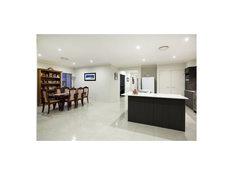 12 Katinka Circuit, Coomera Waters QLD 4209