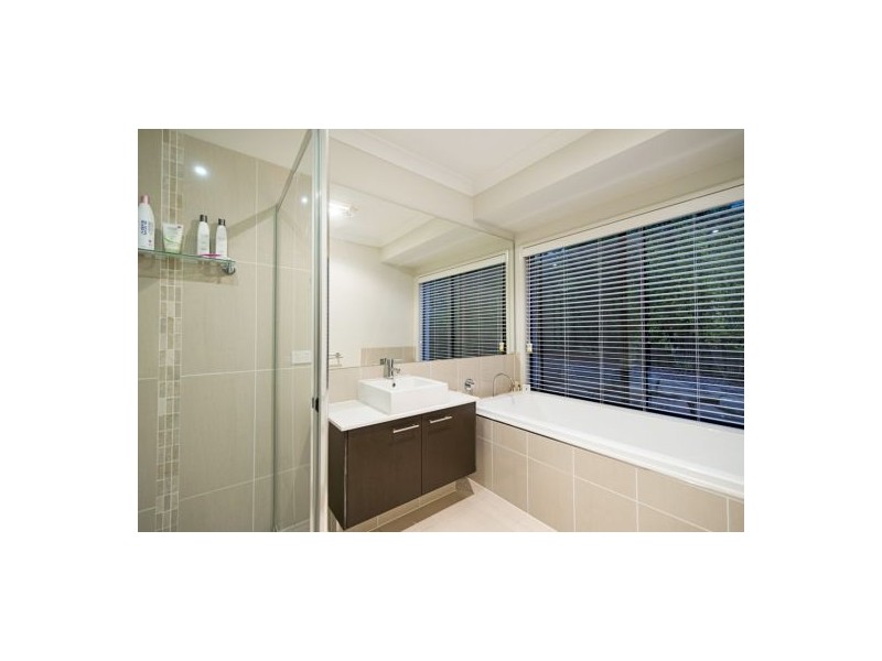 12 Katinka Circuit, Coomera Waters QLD 4209
