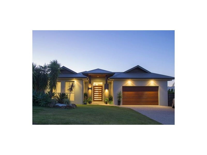 7 Sailaway Court, Coomera Waters QLD 4209