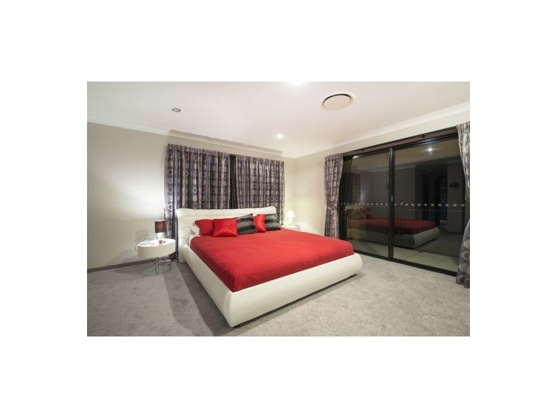 7 Atara Lane, Coomera Waters QLD 4209