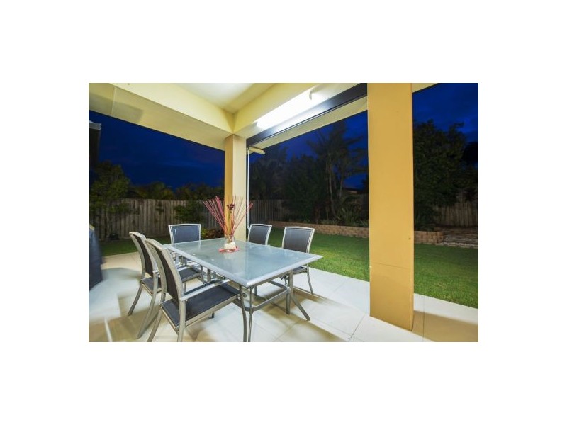 7 Atara Lane, Coomera Waters QLD 4209