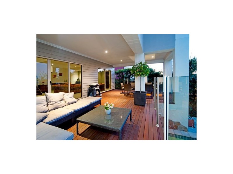 9 Village High Crescent, Coomera Waters QLD 4209