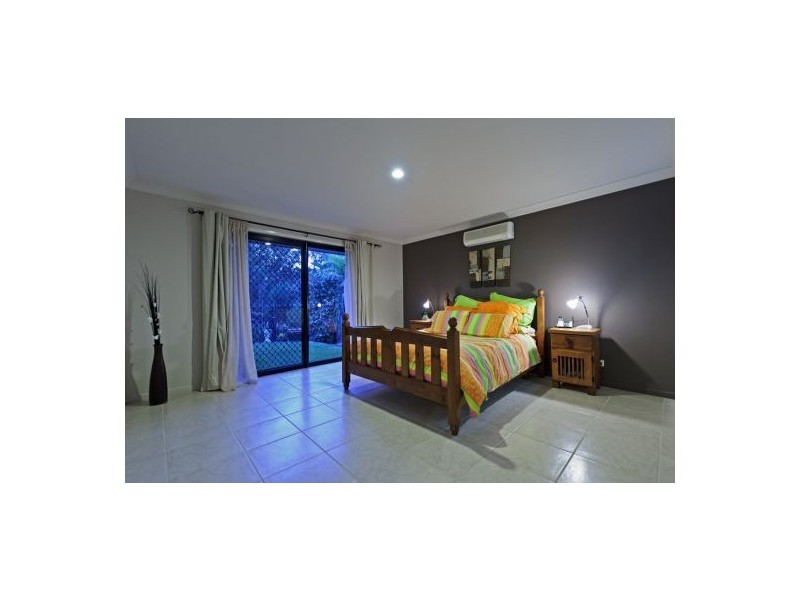 14 Helsal Court, Coomera Waters QLD 4209