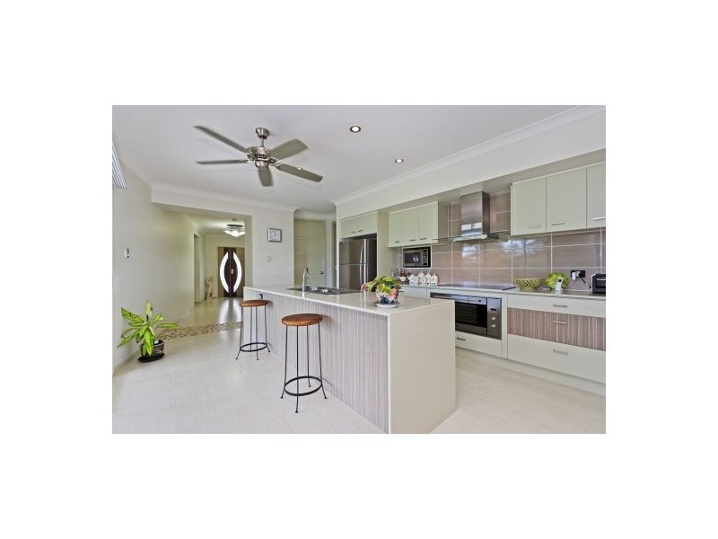 1 Macleay Circuit, Upper Coomera QLD 4209