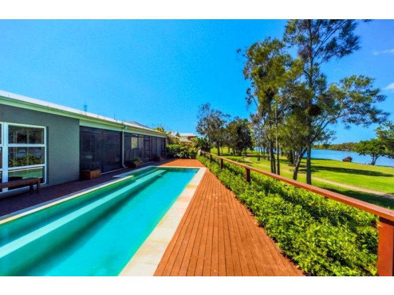 25 Brindabella Close, Coomera Waters QLD 4209