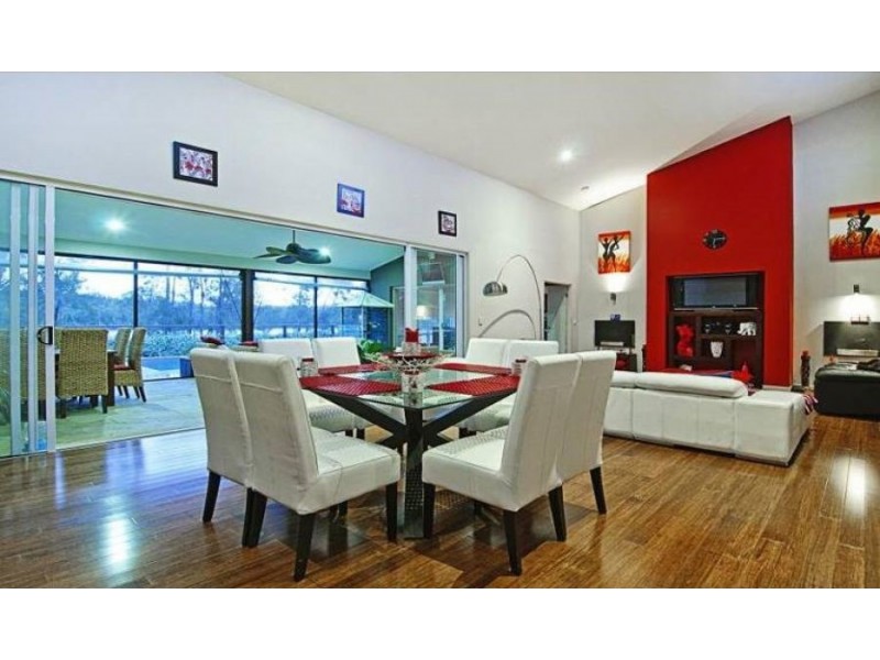 25 Brindabella Close, Coomera Waters QLD 4209