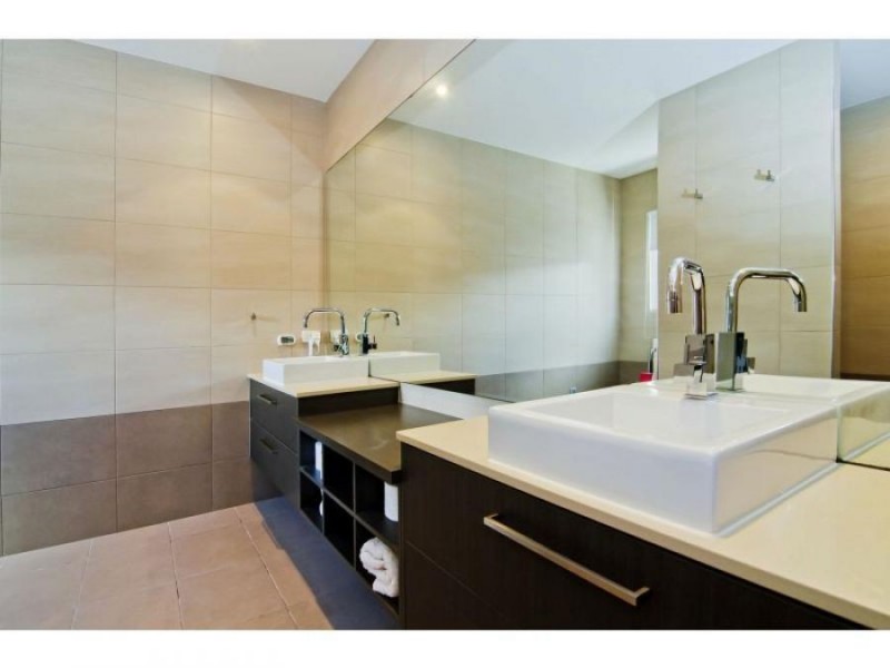 25 Brindabella Close, Coomera Waters QLD 4209