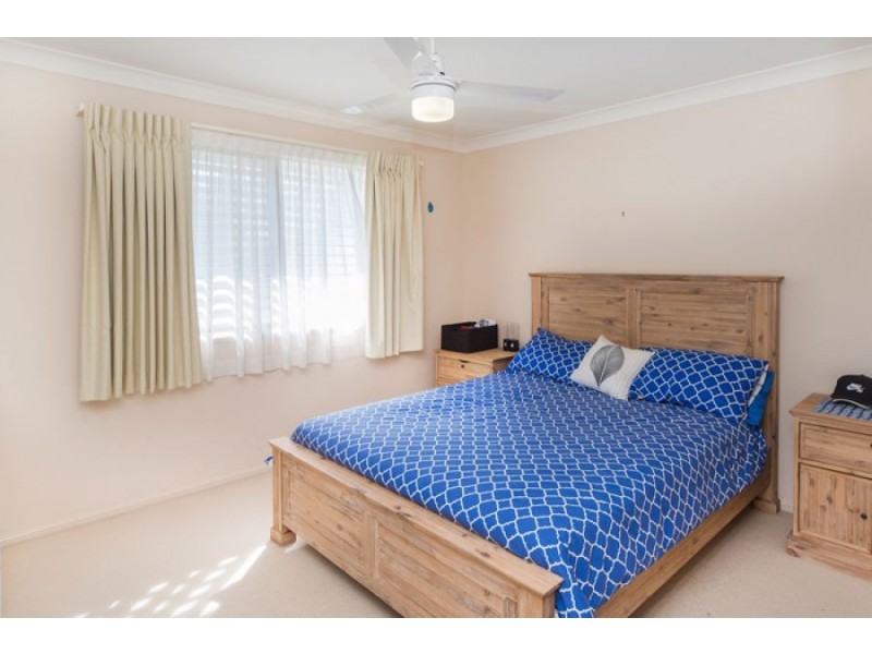 4 Anitra Lane, Coomera Waters QLD 4209
