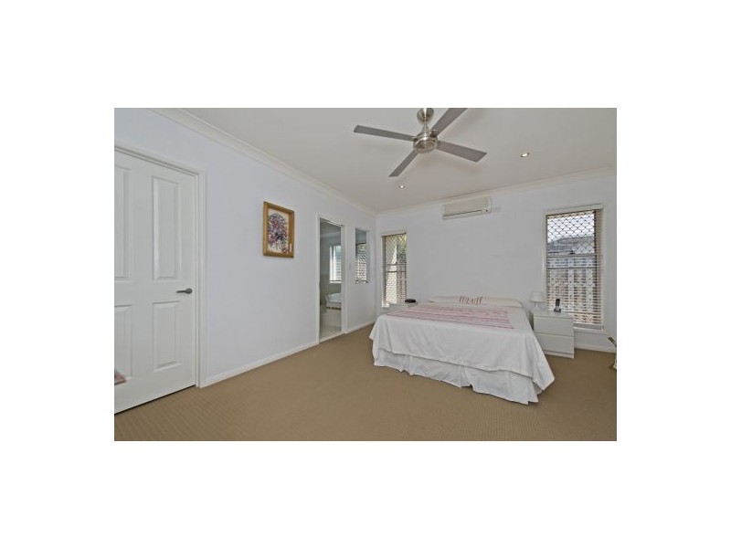 2 Pacha Close, Coomera Waters QLD 4209