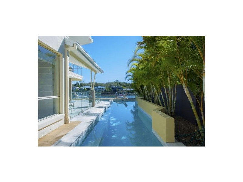 20 Buccaneer Way, Coomera Waters QLD 4209