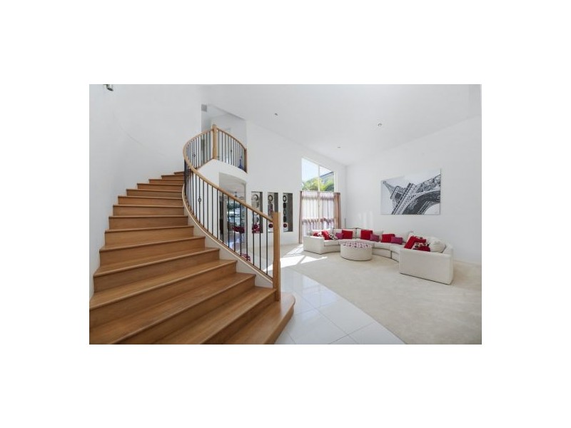 20 Buccaneer Way, Coomera Waters QLD 4209