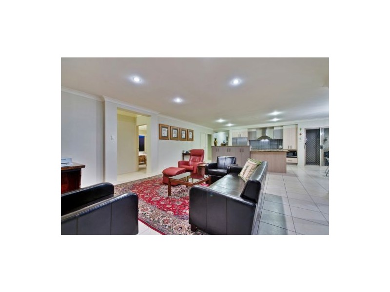 4 Zeus Circuit, Coomera Waters QLD 4209