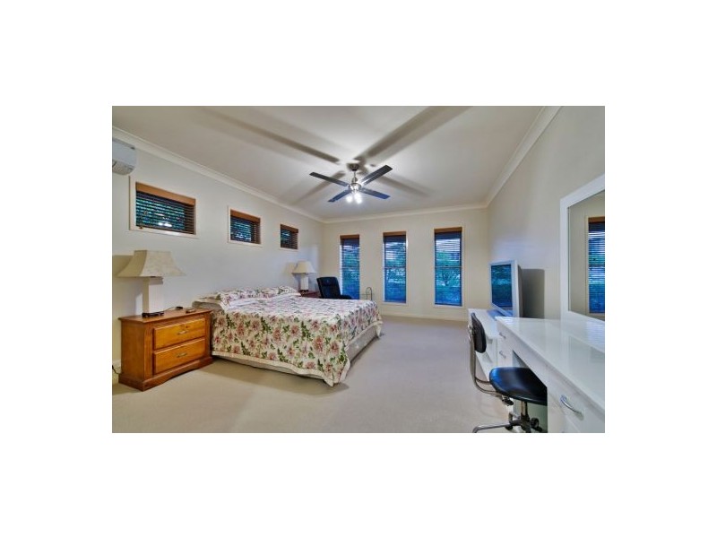 4 Zeus Circuit, Coomera Waters QLD 4209