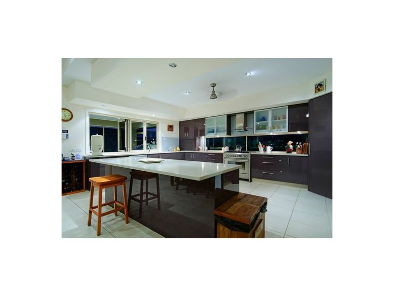 4 Ratu Lane, Coomera Waters QLD 4209