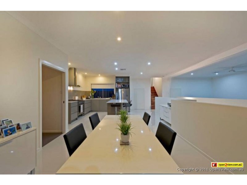 4 Impeccable Circuit, Coomera Waters QLD 4209