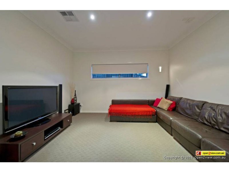 4 Impeccable Circuit, Coomera Waters QLD 4209