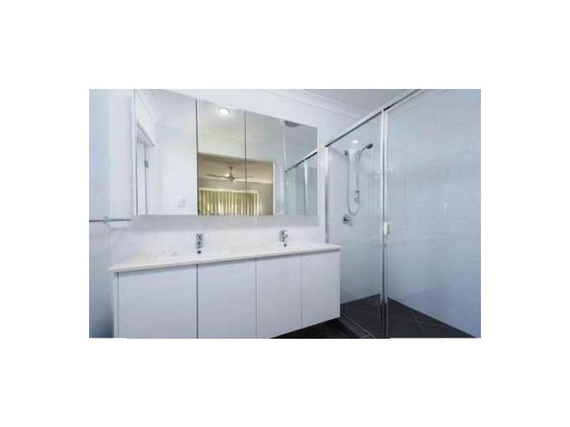 7 Mountain View Parade, Upper Coomera QLD 4209