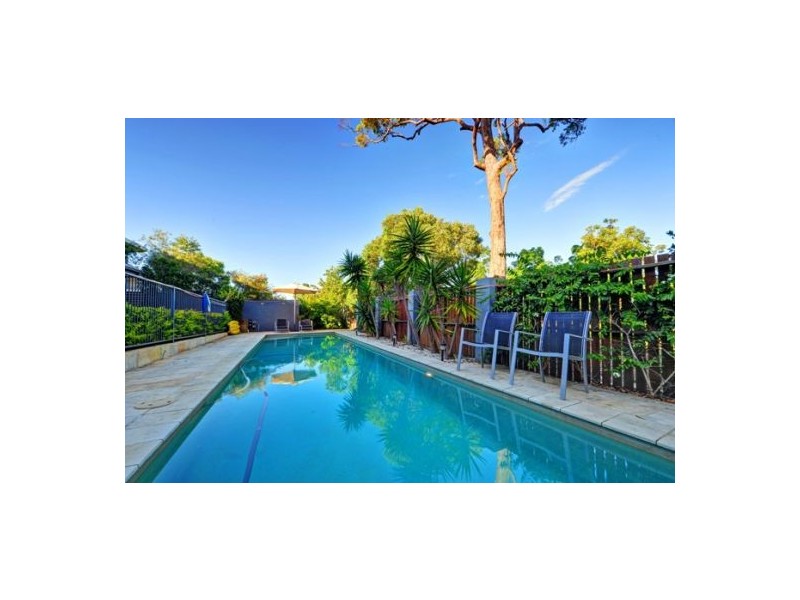2 Pathfinder Road, Coomera Waters QLD 4209