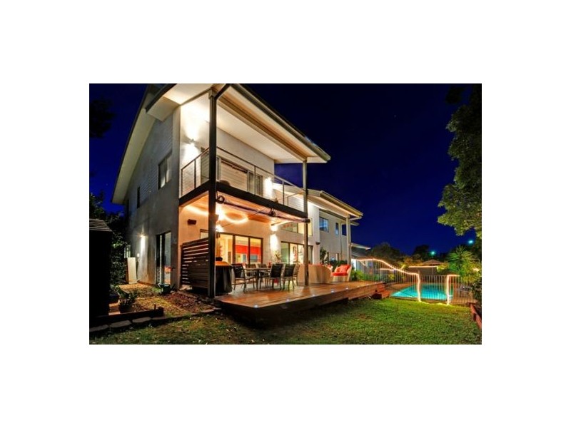 2 Pathfinder Road, Coomera Waters QLD 4209
