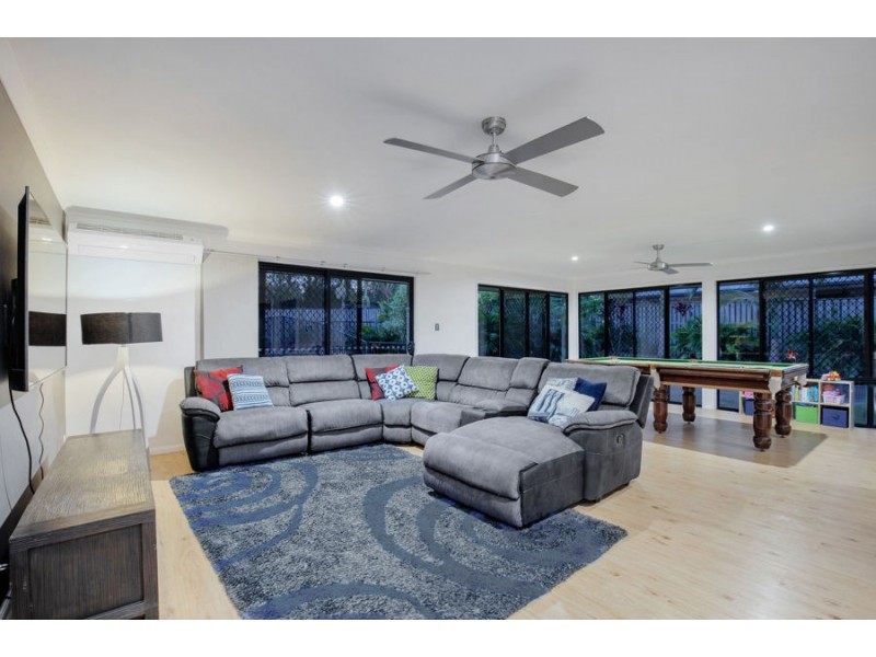 26 Pathfinder Road, Coomera Waters QLD 4209
