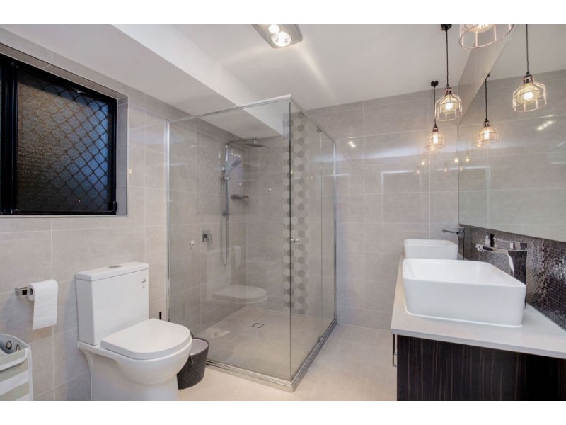 26 Pathfinder Road, Coomera Waters QLD 4209