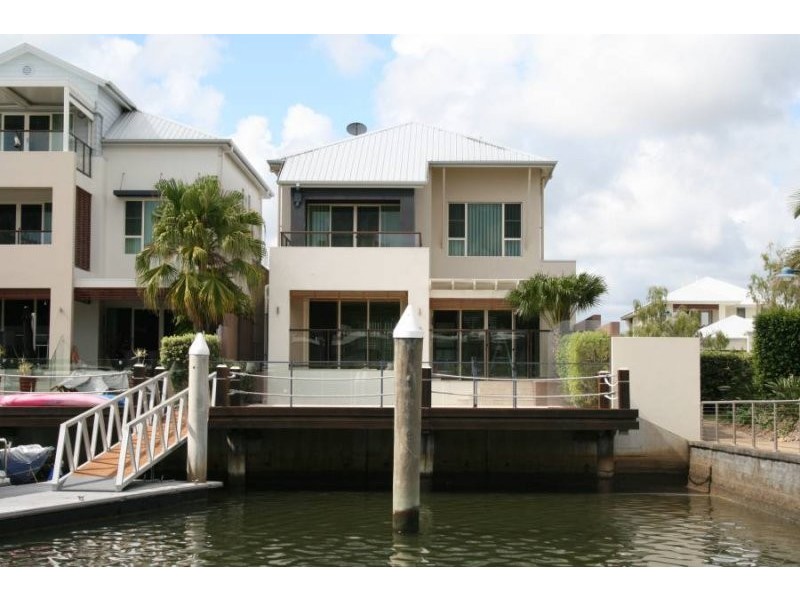 28 Brindabella Close, Coomera Waters QLD 4209