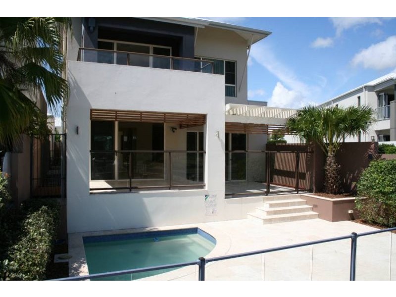 28 Brindabella Close, Coomera Waters QLD 4209