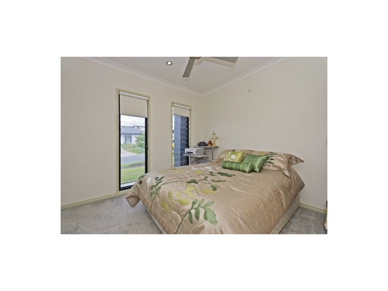 1 Macleay Circuit, Upper Coomera QLD 4209