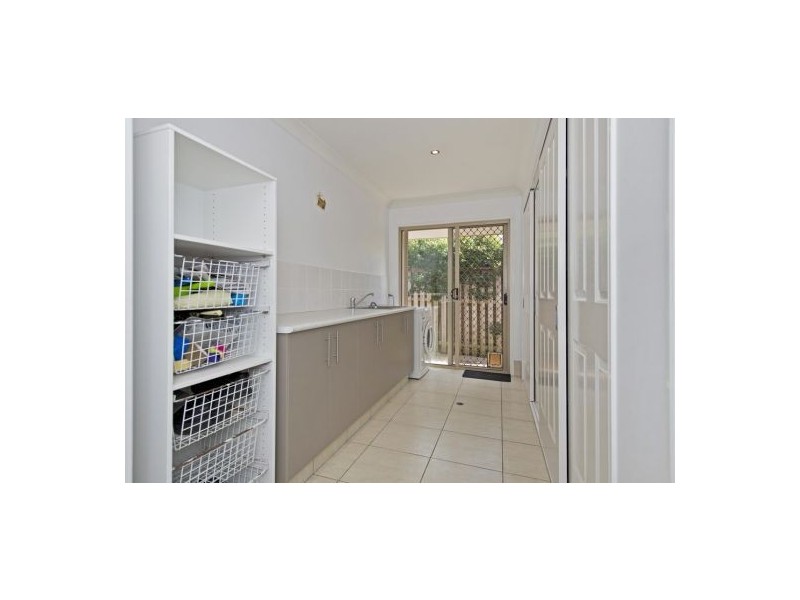 2 Pacha Close, Coomera Waters QLD 4209