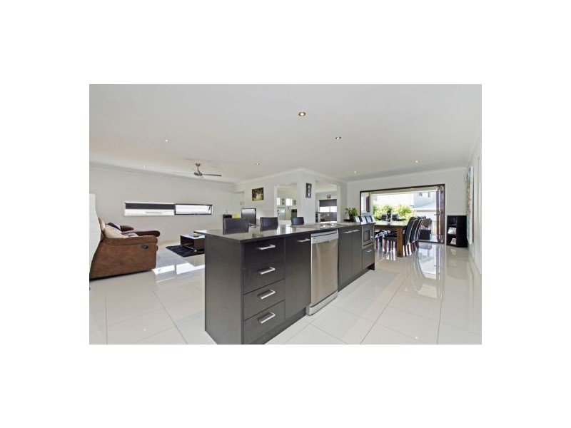 1 Bottletree Circuit, Coomera QLD 4209