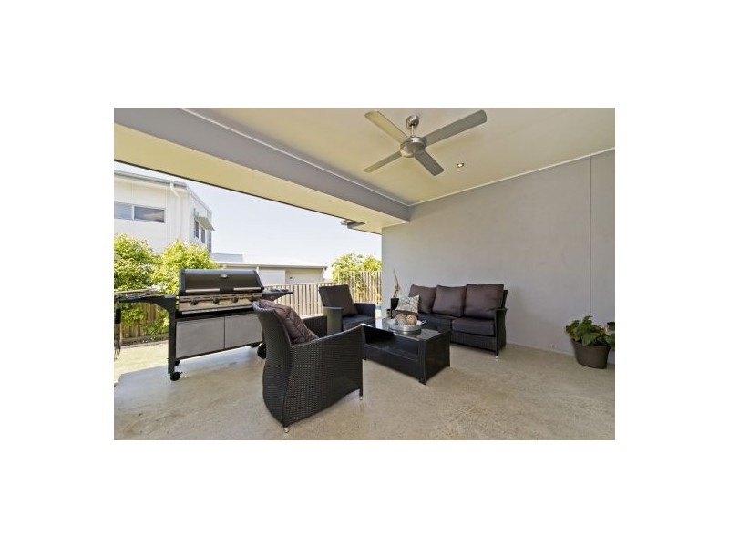 1 Bottletree Circuit, Coomera QLD 4209