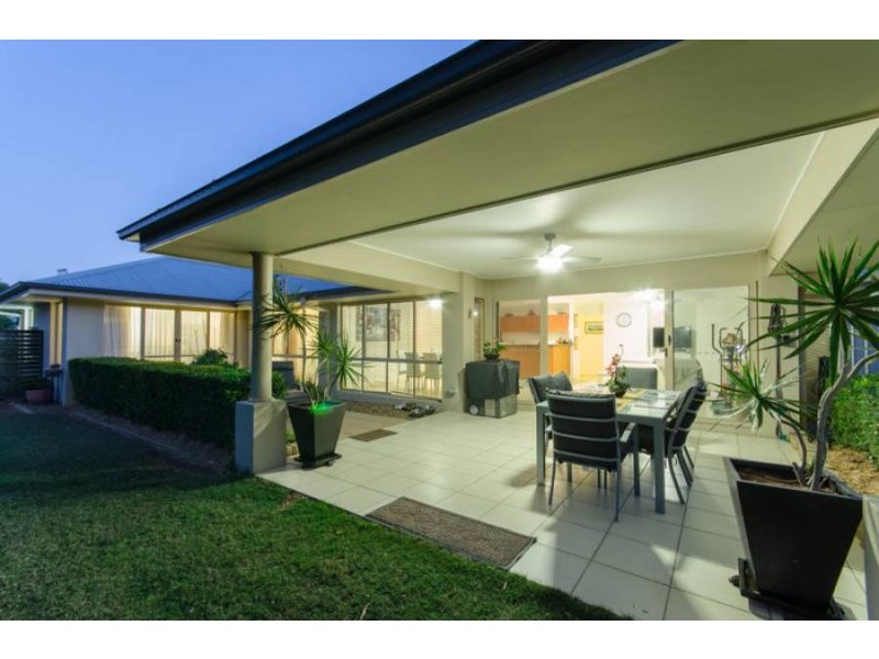 6 Anitra Lane, Coomera Waters QLD 4209