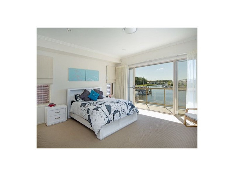 70 Brindabella Close, Coomera Waters QLD 4209