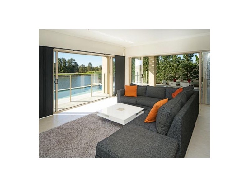 70 Brindabella Close, Coomera Waters QLD 4209