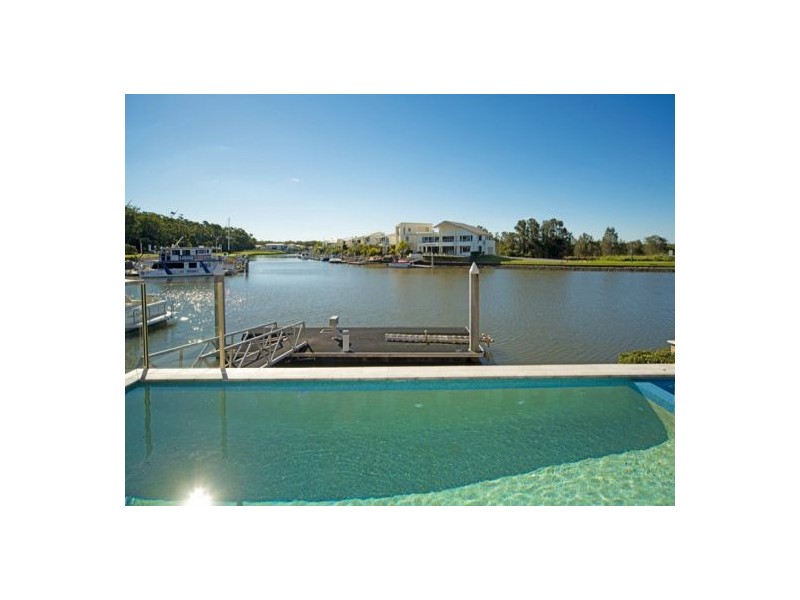 70 Brindabella Close, Coomera Waters QLD 4209