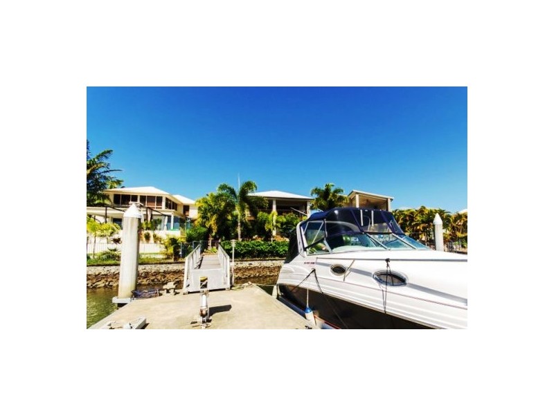 12 Buccaneer Way, Coomera Waters QLD 4209
