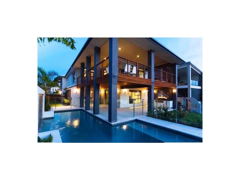 12 Buccaneer Way, Coomera Waters QLD 4209