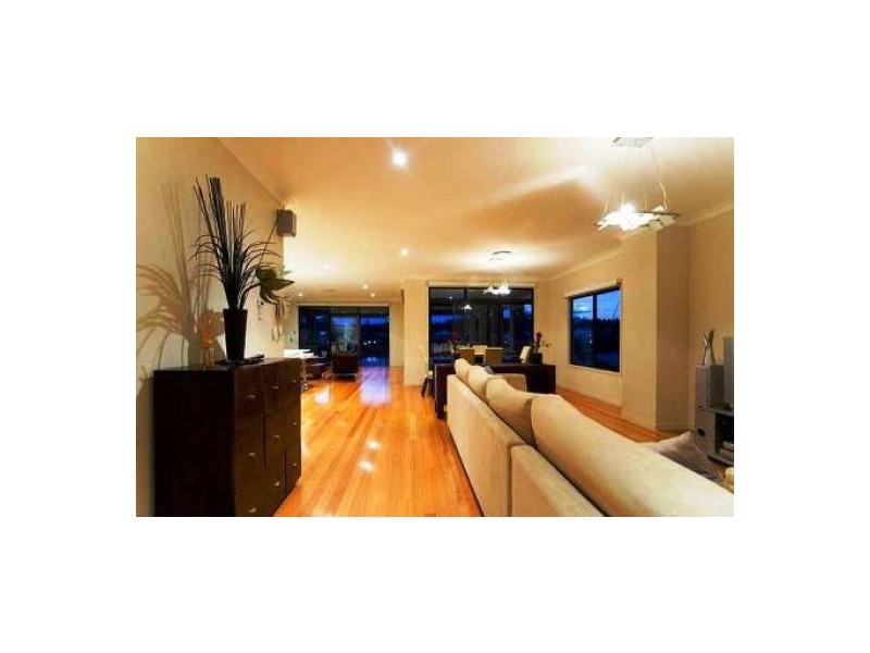 12 Buccaneer Way, Coomera Waters QLD 4209