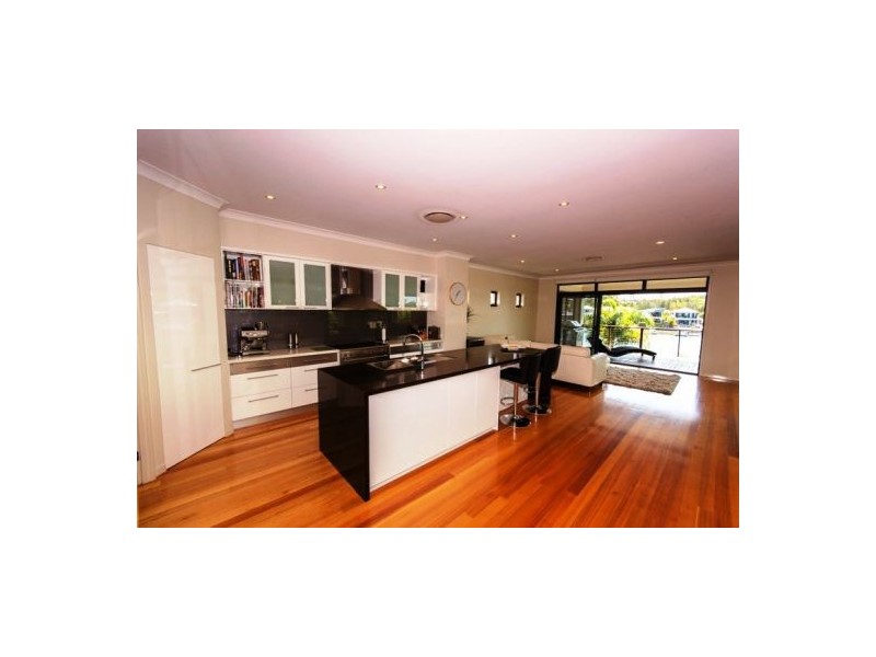 12 Buccaneer Way, Coomera Waters QLD 4209