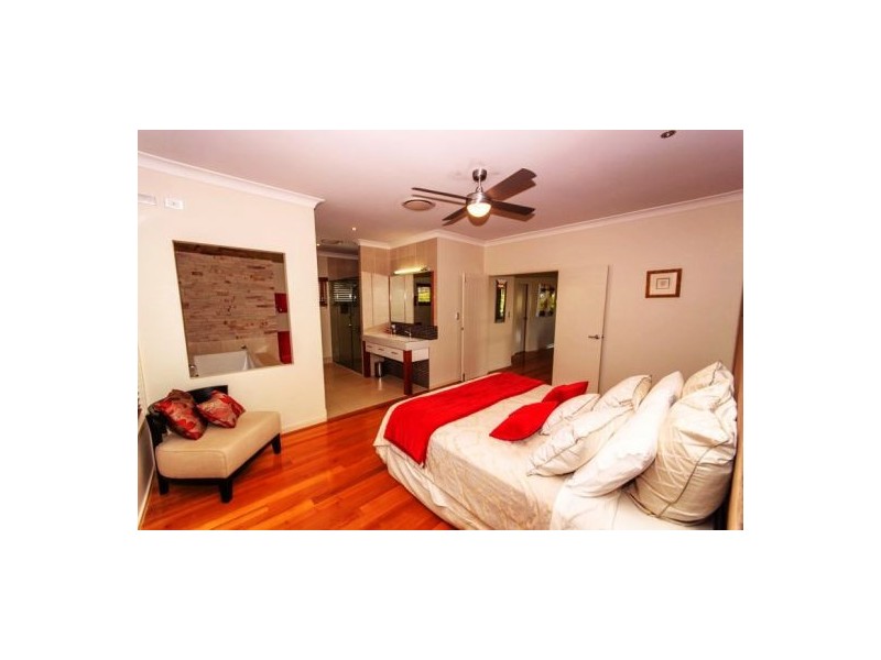 12 Buccaneer Way, Coomera Waters QLD 4209