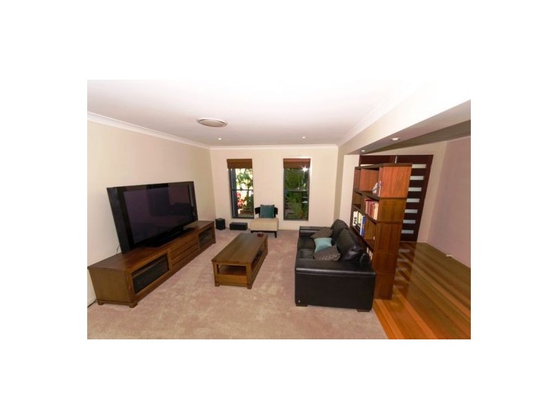 12 Buccaneer Way, Coomera Waters QLD 4209