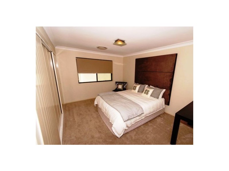 12 Buccaneer Way, Coomera Waters QLD 4209