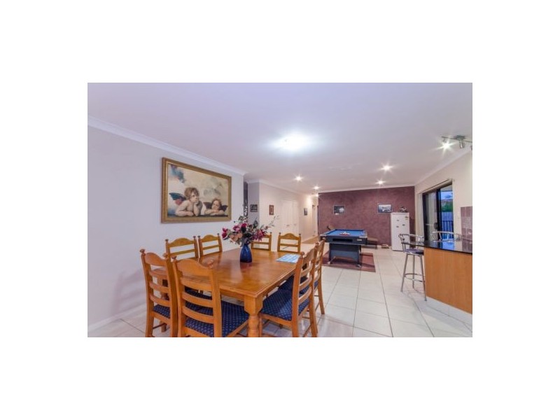 16 Ontario Court, Oxenford QLD 4210