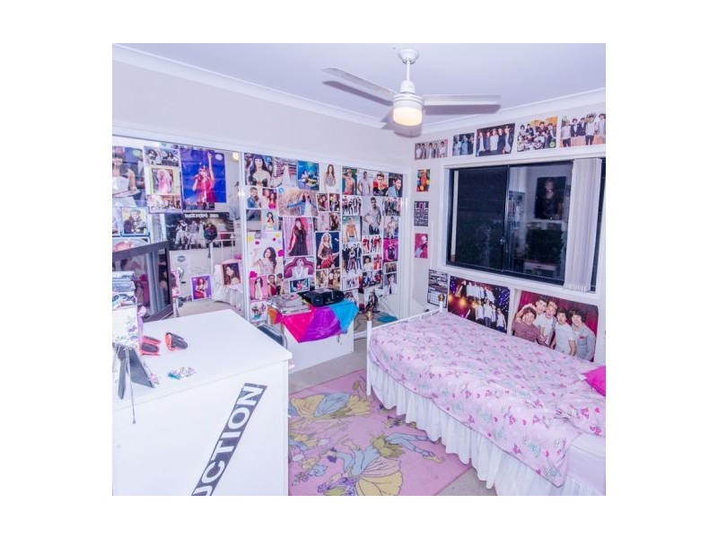 16 Ontario Court, Oxenford QLD 4210