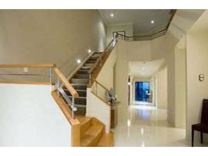 6 Kurrewa Lane, Coomera Waters QLD 4209