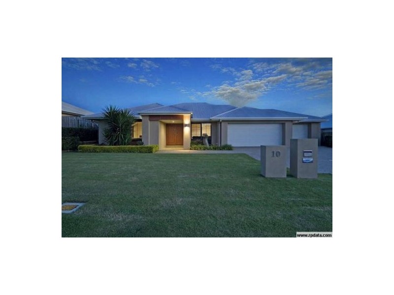 10 Ragamuffin Drive West, Coomera Waters QLD 4209
