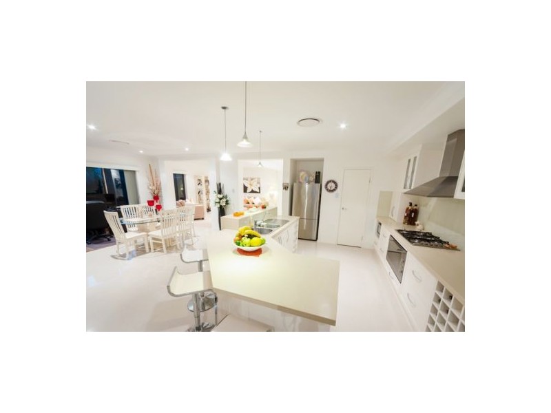 24 Seawind Road, Coomera Waters QLD 4209